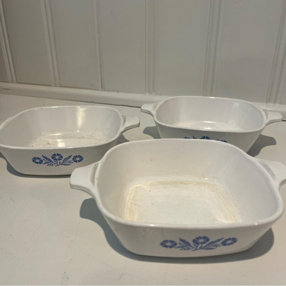 Vintage 1970s Corning Ware blue cornflower P-41 Petite Pans